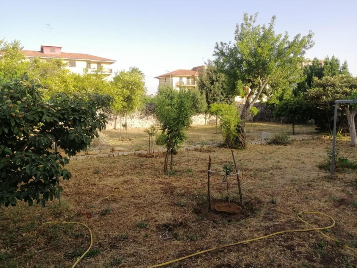 Ferienwohnung Modica Relax Garden Exterior foto